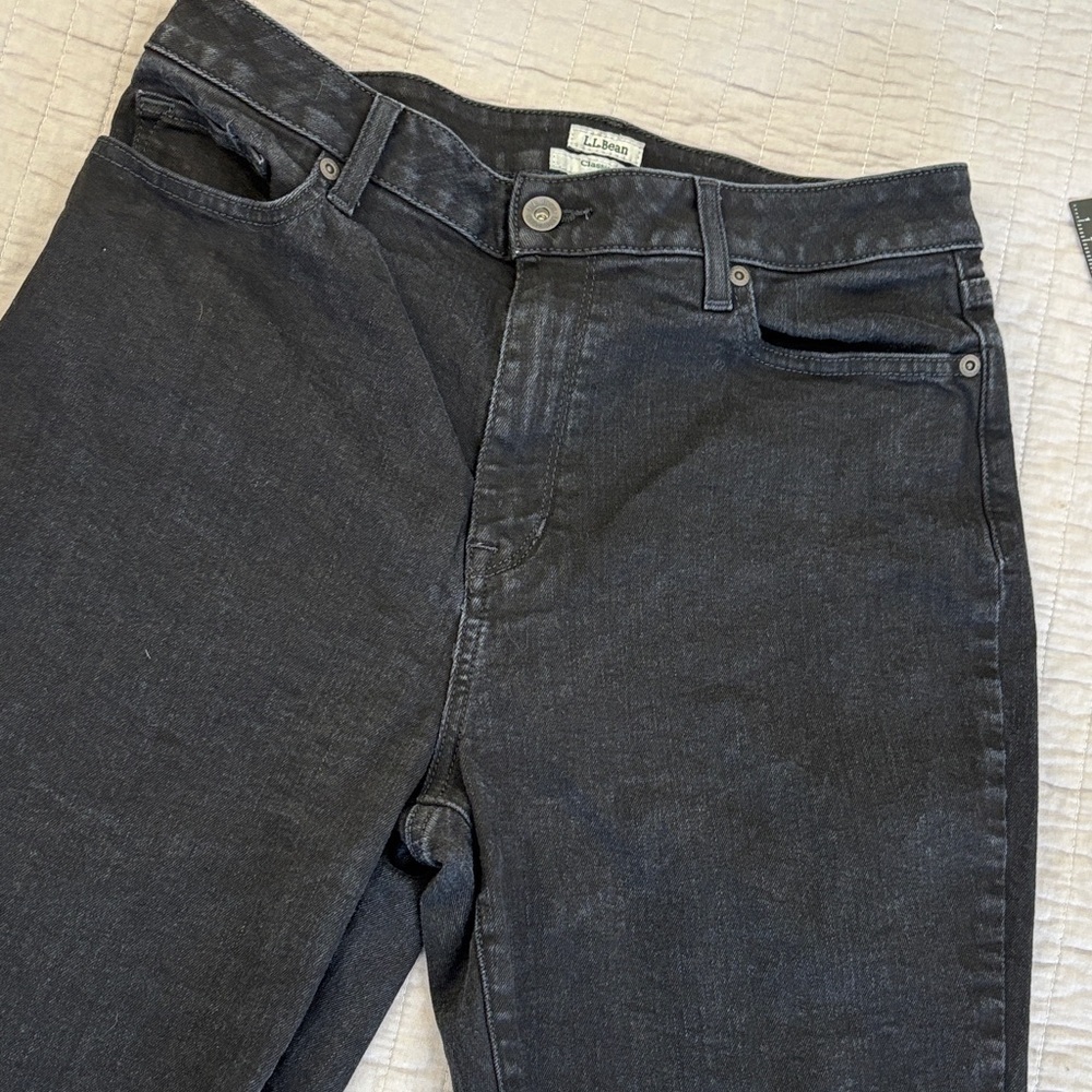 L.L.Bean Classic Fit Straight Leg Jeans - Black - Size 12 Reg